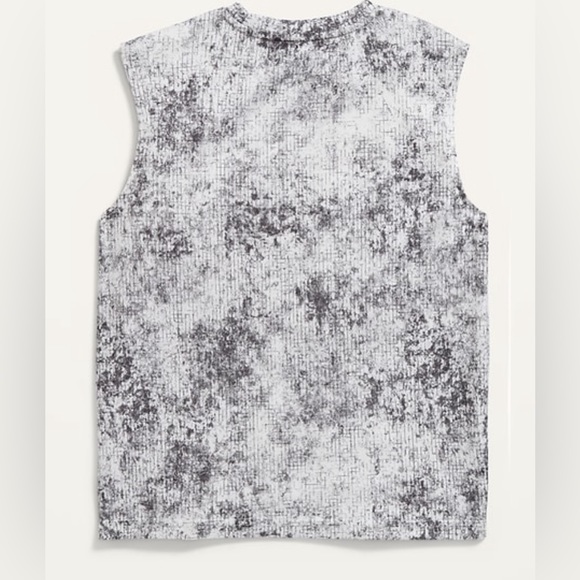 **SOLD** Old Navy Boys Go Dry Active Tank Size Medium (8) - Picture 2 of 2